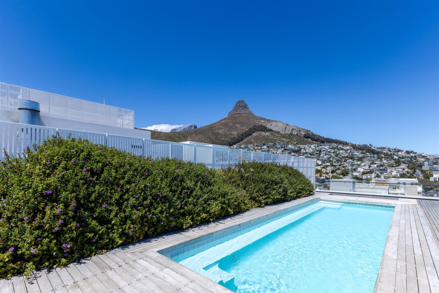 To Let 2 Bedroom Property for Rent in Sea Point Western Cape
